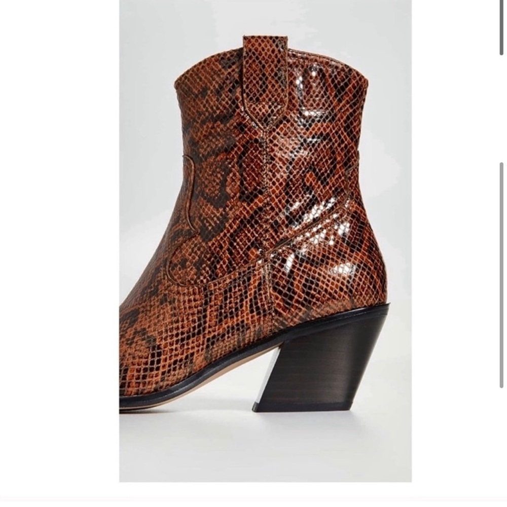 Villa Rouge Calfskin Leather Snake Print Boots- Size 8. - Picture 5 of 11